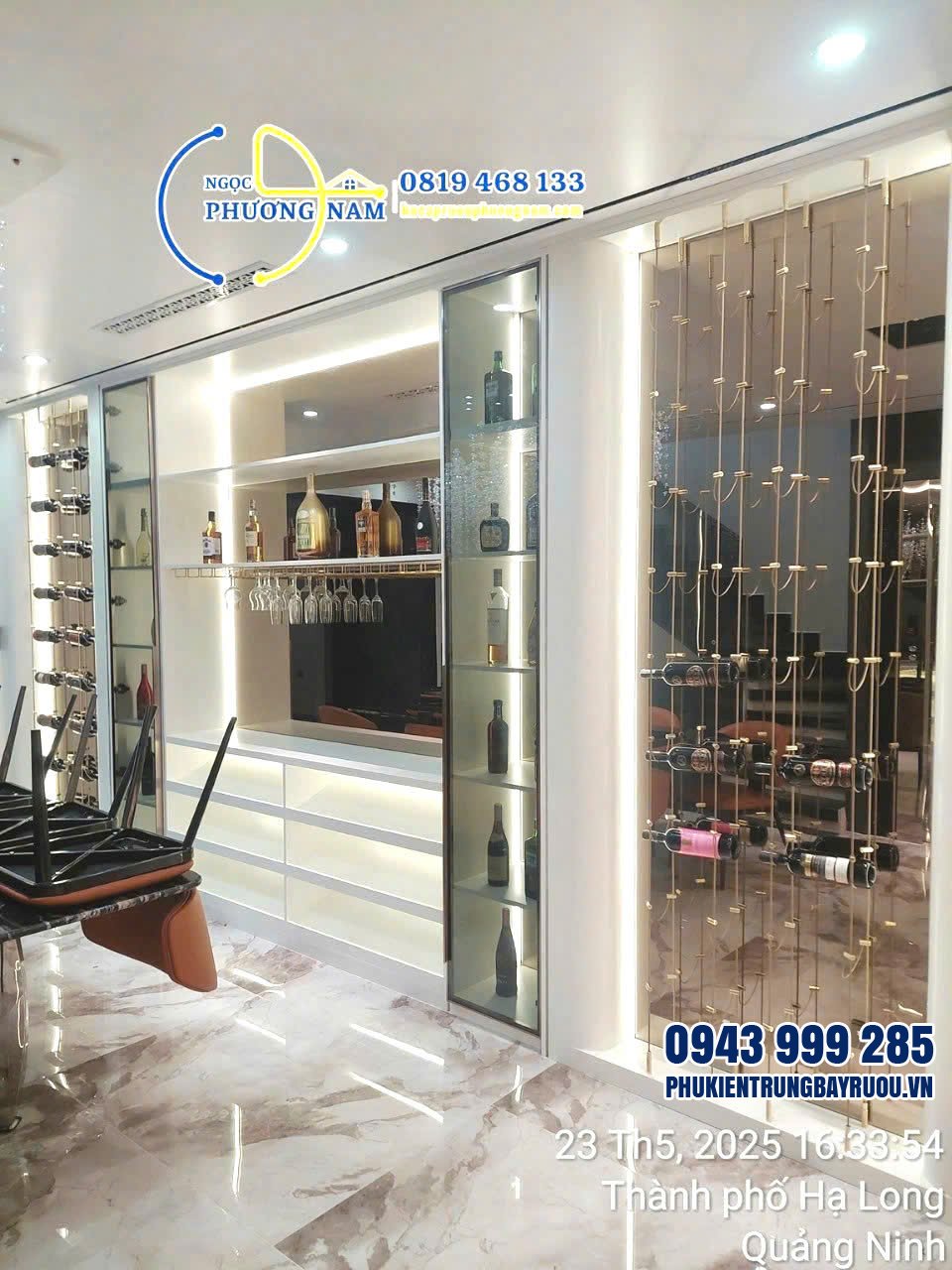 Kệ tủ rượu treo dây cáp lắp đặt tại nhà anh Hùng – ở Quảng Ninh Kệ tủ rượu treo dây cáp lắp đặt tại nhà anh Hùng – Quảng Ninh