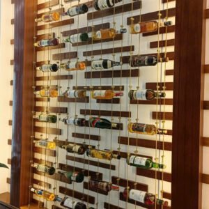 TU KE TREO RUOU BANG DAY CAP CAO CAP - TRU DONG NGUYEN KHOI