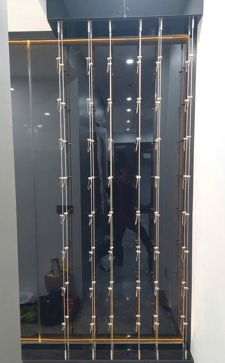 TU KE TREO RUOU BANG DAY CAP CAO CAP - TRU INOX 304 TRANG